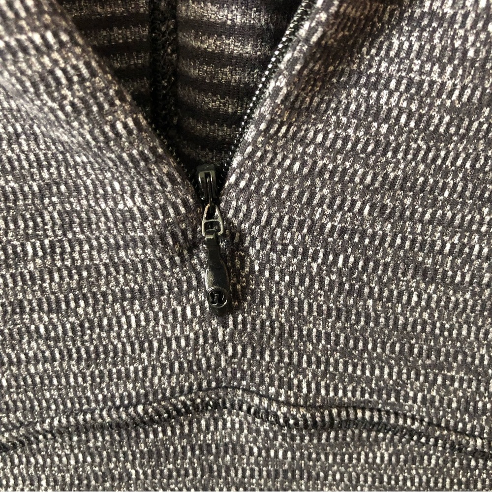 Lululemon | Runderful 1/2 Zip - Picture 4 of 5